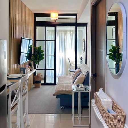 Evan Suite @ S Residences Pasay Exteriör bild