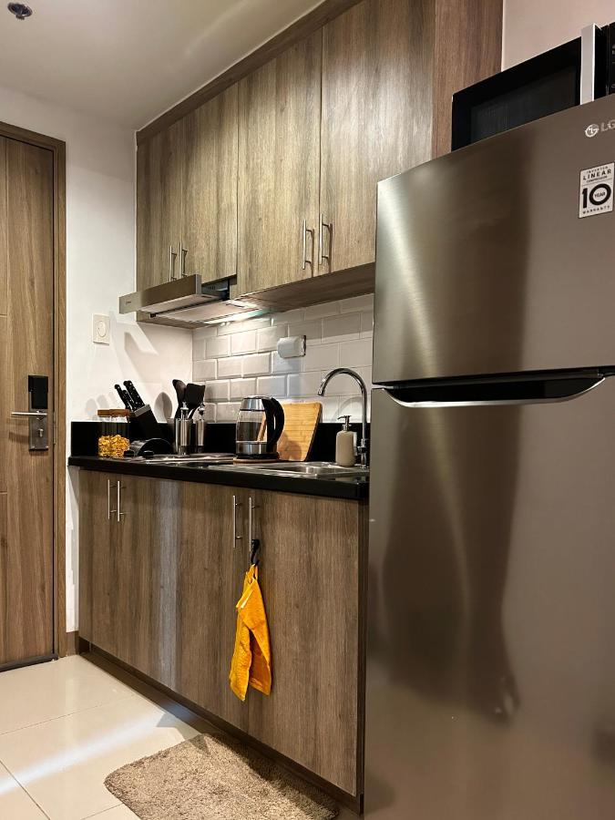 Evan Suite @ S Residences Pasay Exteriör bild
