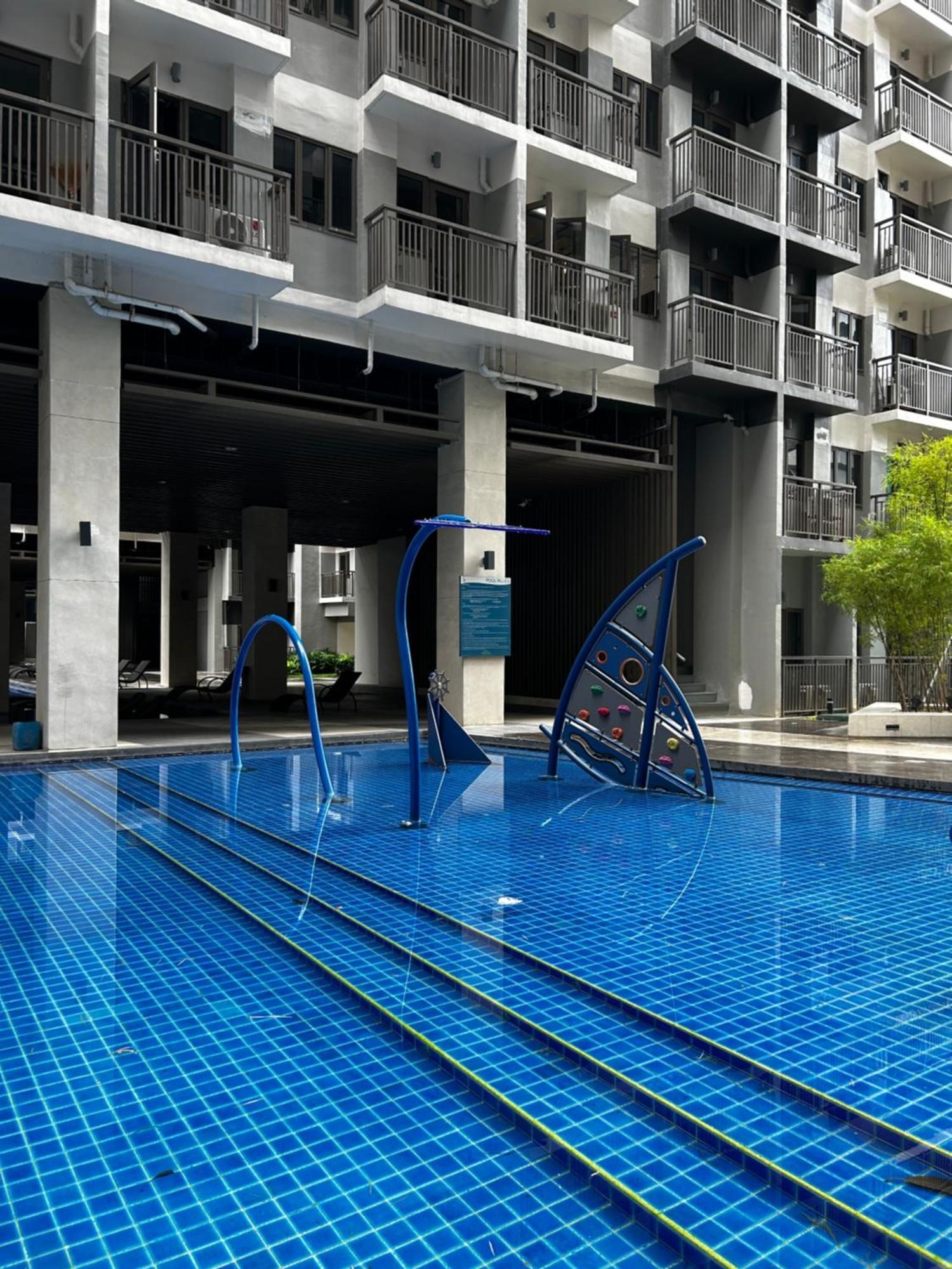 Evan Suite @ S Residences Pasay Exteriör bild